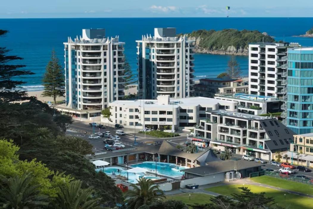 Spacious Oceanside Oasis Mount Maunganui Exterior foto